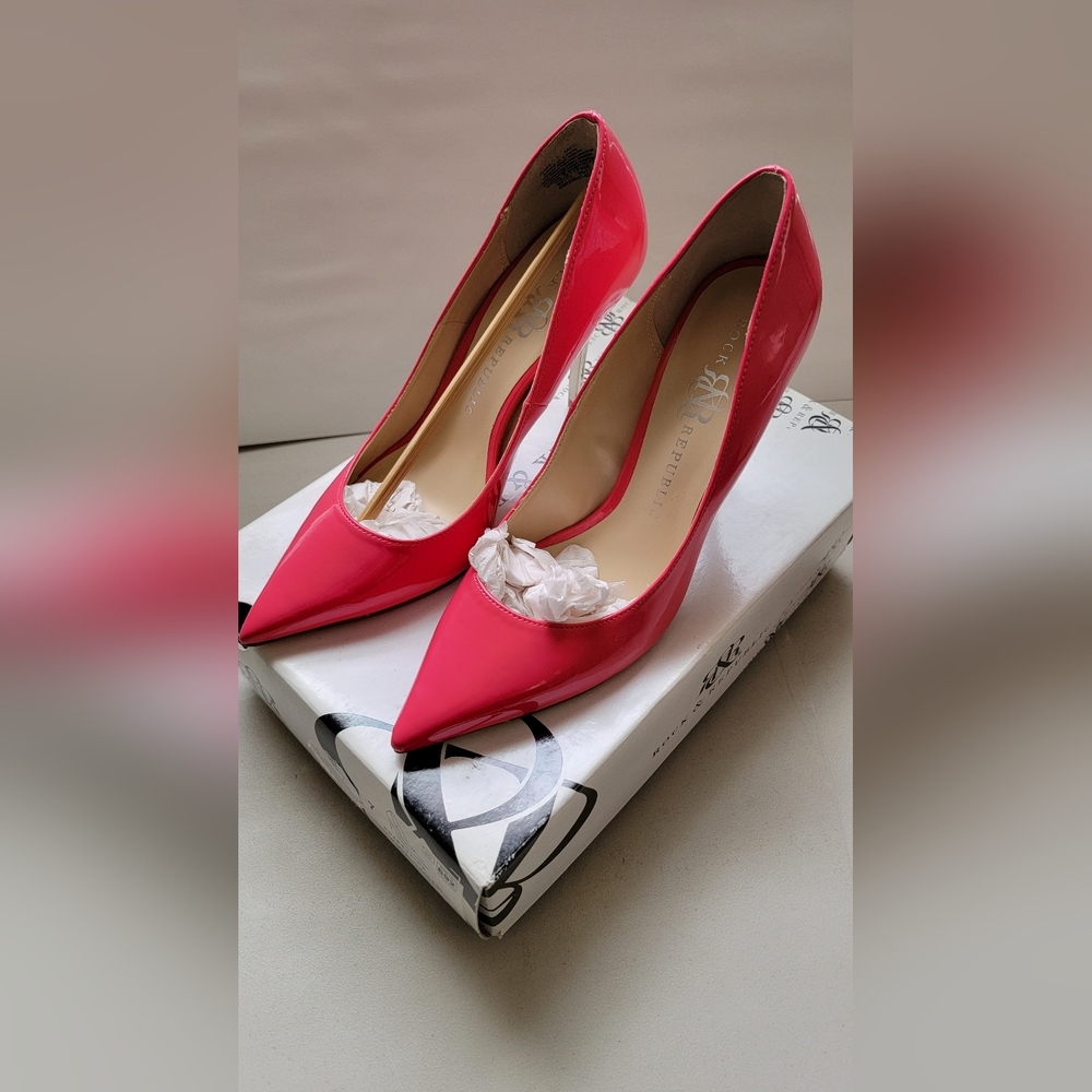 Rock &Republic Jett Pink Heels Size 7